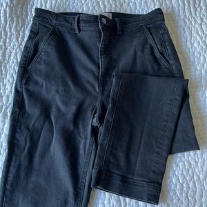 Everlane slim leg crop pant